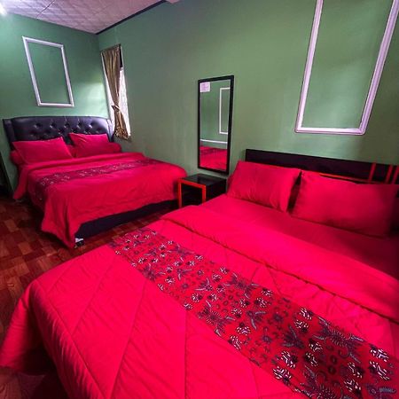 Green Savannah Homestay Syariah Dieng エクステリア 写真