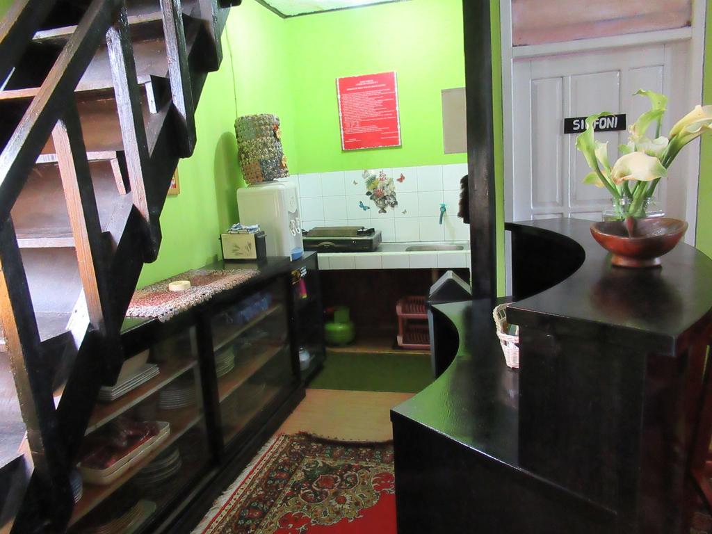 Green Savannah Homestay Syariah Dieng エクステリア 写真