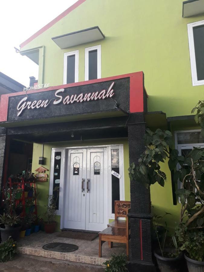 Green Savannah Homestay Syariah Dieng エクステリア 写真